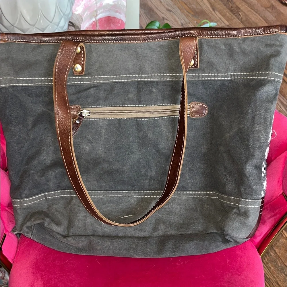 Myra Bag Large Tote